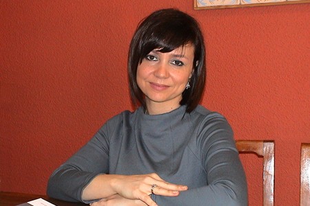 Elena Alfaro