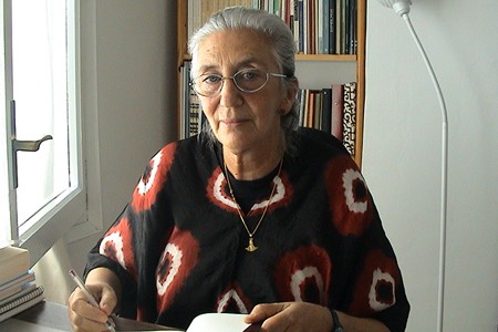 Clara Janés